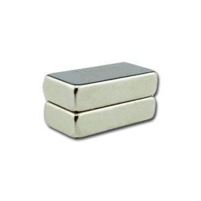 Magnet neodymium (20x9.5x4.7mm)