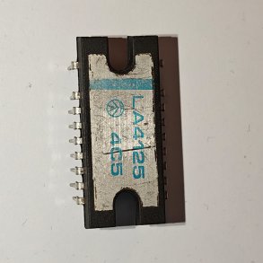 LA4125 LF UDG 2x 2.4W DIL18H